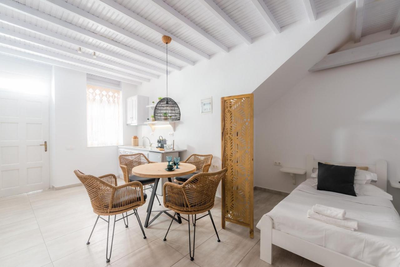 Anastasia'S Visage II Stylish Accommodation Rooms City Center Mykonos Mykonos Town Bagian luar foto